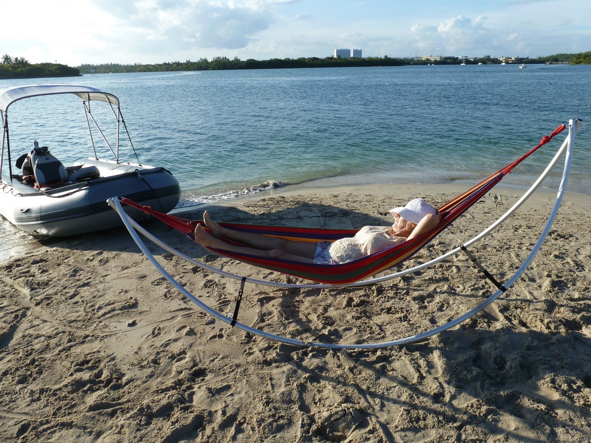 Folding Beach Hammock. Portable Travel Hammock.