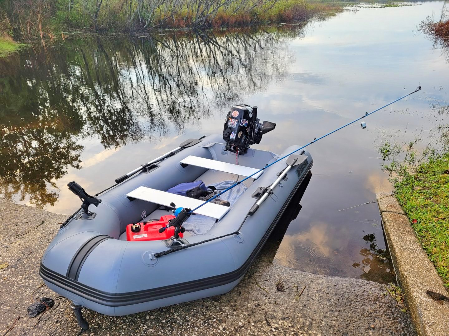 Buy Affordable Fishing Inflatable Boat FCB290 at Low Price
